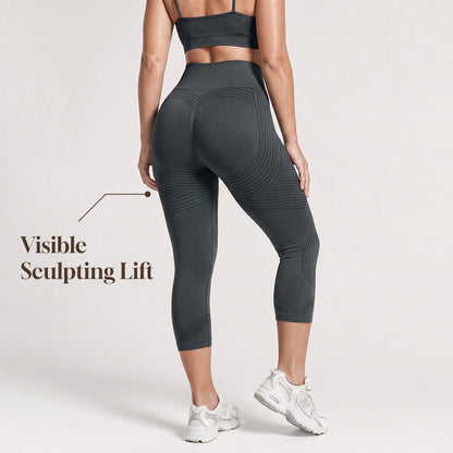 Silix™ Ribbed Squat-Proof Capri Leggings