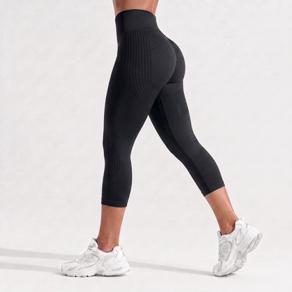 Silix™ Ribbed Squat-Proof Capri Leggings